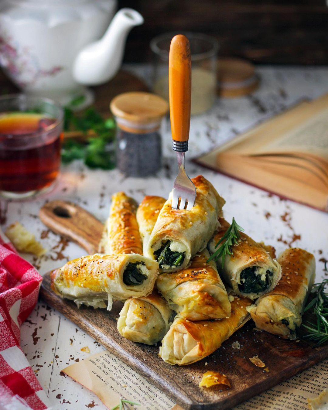 Sodalı Ispanaklı Börek Tarifi