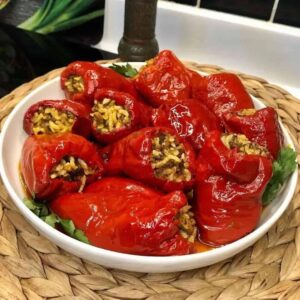 kırmızı biber dolması tarifi