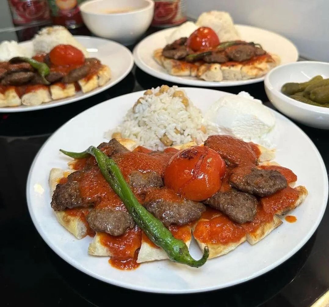 Köfteli İskender Kebap Tarifi