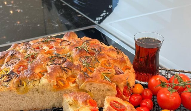 Focaccia Ekmeği Tarifi